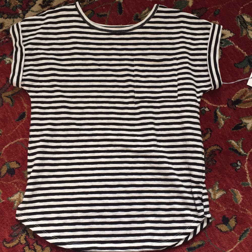 Black striped Cuffed tee shirt.